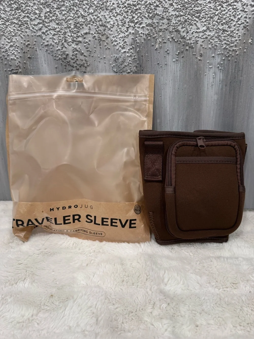 NEW HydroJug Sleeve in Mocha